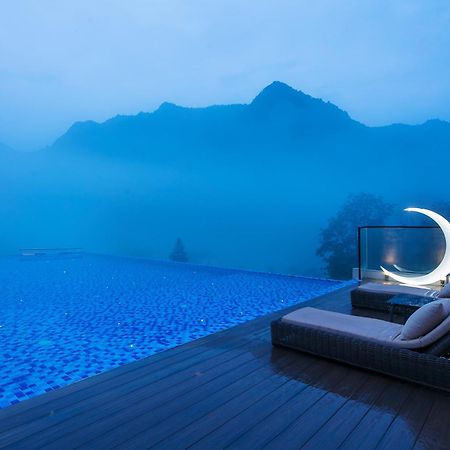 Hilltop House Resort Čang-ťia-ťie Exteriér fotografie