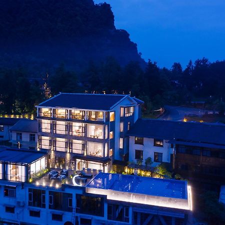 Hilltop House Resort Čang-ťia-ťie Exteriér fotografie