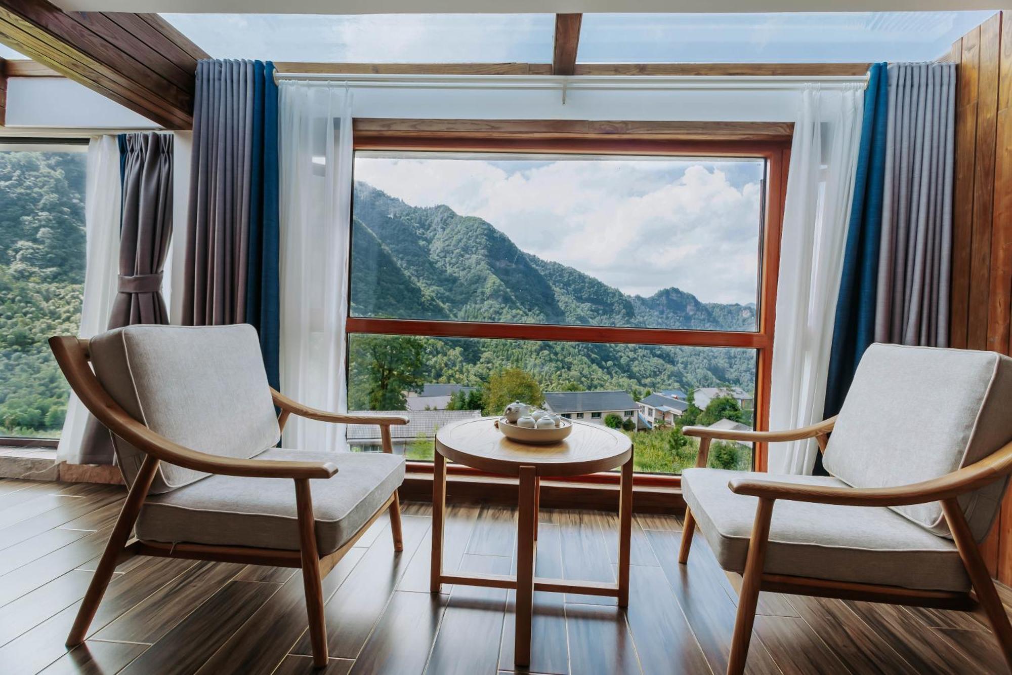 Hilltop House Resort Čang-ťia-ťie Exteriér fotografie