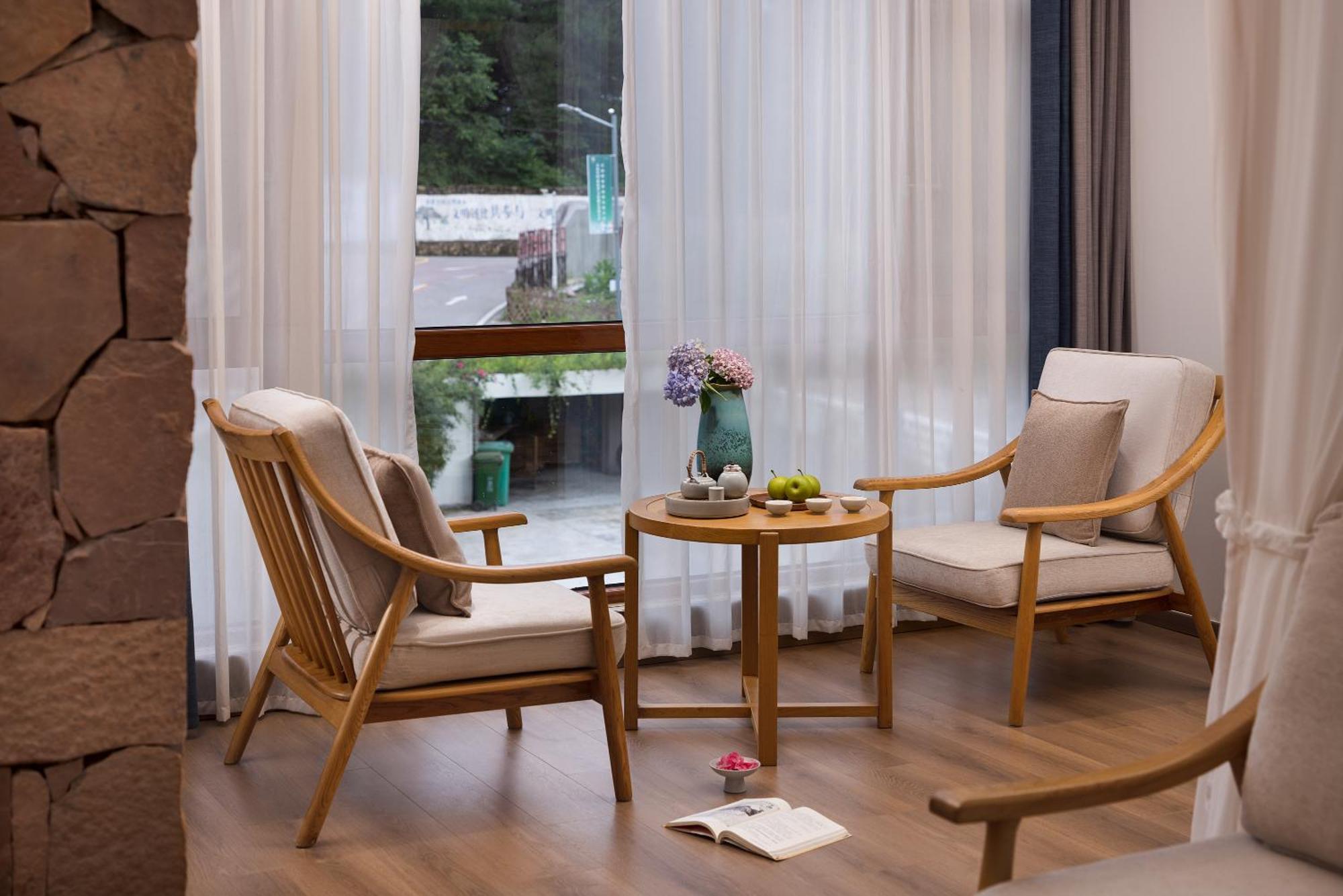 Hilltop House Resort Čang-ťia-ťie Exteriér fotografie