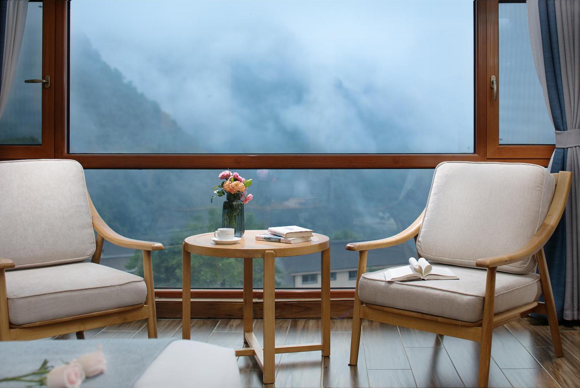 Hilltop House Resort Čang-ťia-ťie Exteriér fotografie